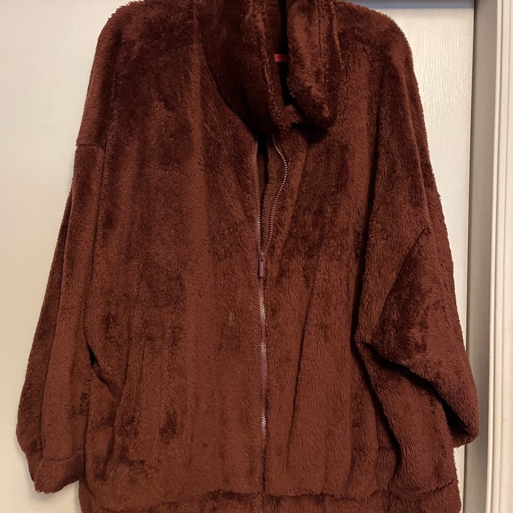 Teddy zipper sweater